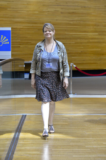 Photo 2: MEP Isabelle THOMAS at the EP in Strasbourg