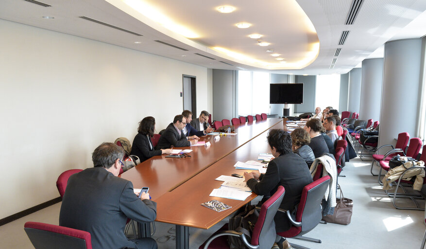 French journalists meet with French MEPs