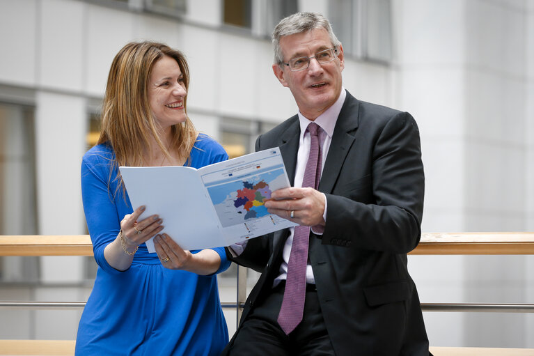 Foto 7: David MARTIN and Catherine STIHLER in the European Parliament in Brussels