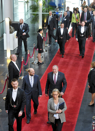 Fotó 4: Official visit of the President of Georgia to the EP in Strasbourg - Martin SCHULZ - EP President welcomes Giorgi MARGVELASHVILI - President of Georgia