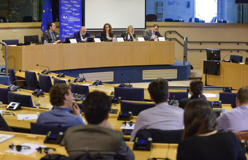 Foto 12: European Parliament's Privacy Platform