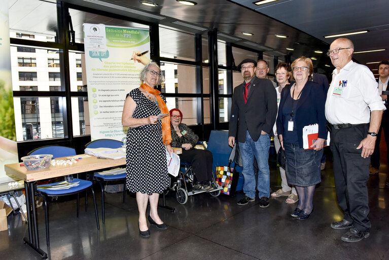 Fotografia 7: Idiopatic pulmonary fibrosis (IPF) action at the European Parliament in Strasbourg