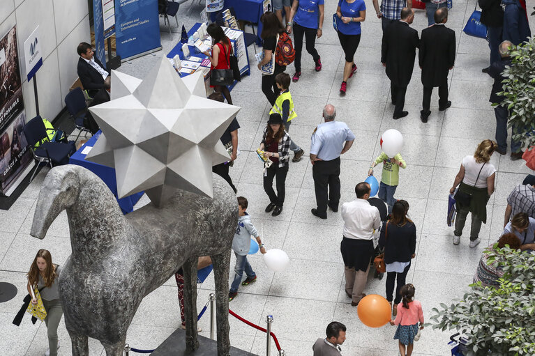 Fotogrāfija 34: Europe Day 2016 in Brussels. The European Parliament opens its doors to the public