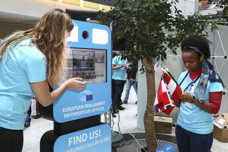 Fotogrāfija 43: Europe Day 2016 in Brussels. The European  Parliament opens its doors to the public