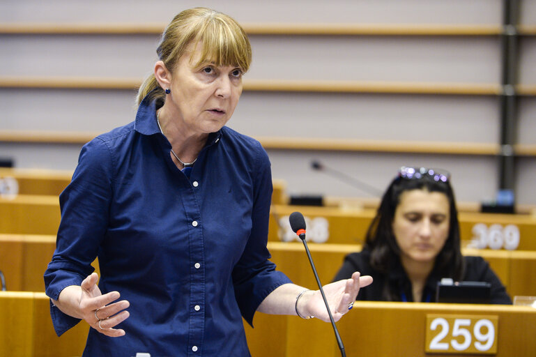 Φωτογραφία 6: Plenary session week 21 2016 in Brussels.     Votes