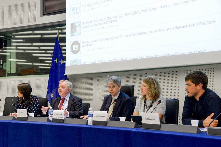 Fotagrafa 9: EYE 2016  ' Hunger Games. '