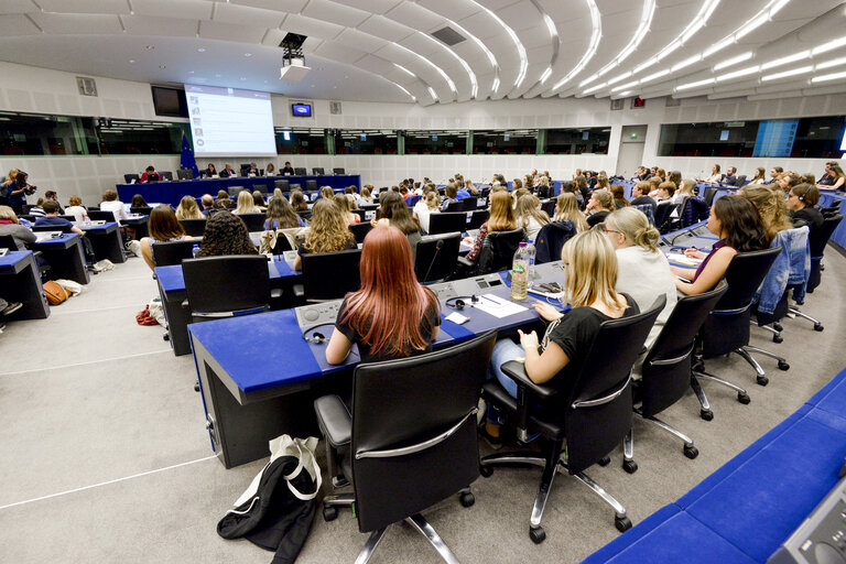 Fotagrafa 1: EYE 2016  ' Hunger Games. '