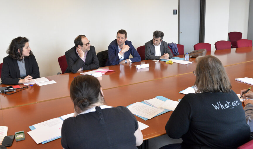 French journalists meet with French MEPs