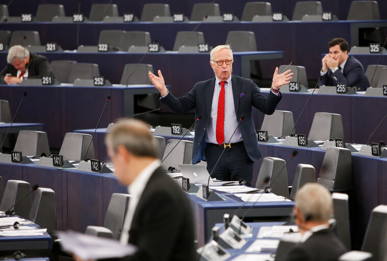 Photo 6: Plenary session week 40 2016 in Strasbourg - Preparation of the European Council meeting of 20 and 21 October 2016. Council and Commission statements