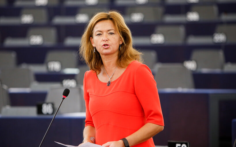 Photo 9: Plenary session week 40 2016 in Strasbourg - Preparation of the European Council meeting of 20 and 21 October 2016. Council and Commission statements