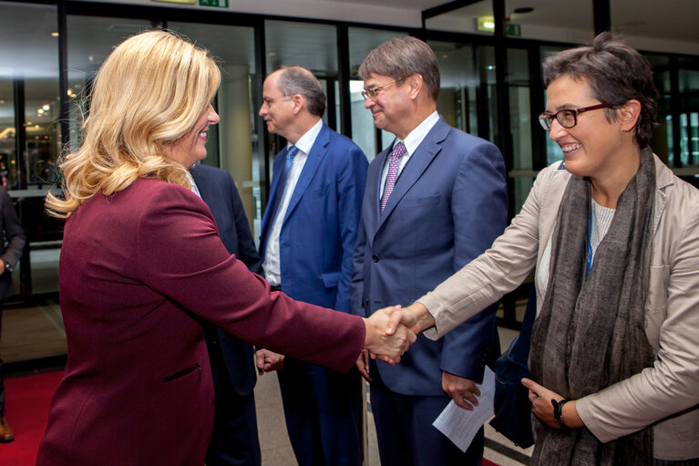 Fotografi 3: Martin SCHULZ - EP President welcomes Kolinda GRABAR-KITAROVIC, President of Croatia