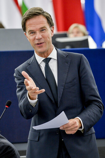 Foto 3: Official visit of Dutch Prime Minister to the European Parliament in Strasbourg. Review of the Dutch Presidency.