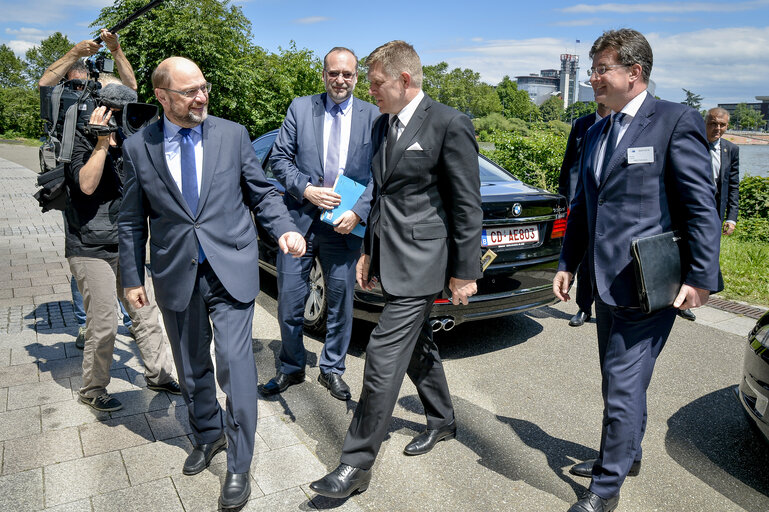 Foto 2: Official visit of Slovak Prime Minister to the European Parliament in Strasbourg. Martin SCHULZ EP - President welcomes Robert FICO - Slovak Prime Minister and Miroslav LAJ?ÁK - Slovak Foreign Affairs Minister