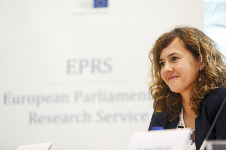 Fotografie 7: EPRS Policy Roundtable: ' The EU's Global Strategy: from Vision to Action '