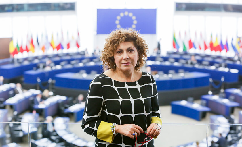 Michela GIUFFRIDA in plenary session week 47 2016 in Strasbourg