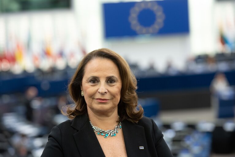 Photo 2: Luisa Regimenti in the EP in Strasbourg