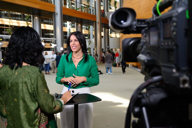 Снимка 12: Adriana MALDONADO LOPEZ in the EP in Strasbourg