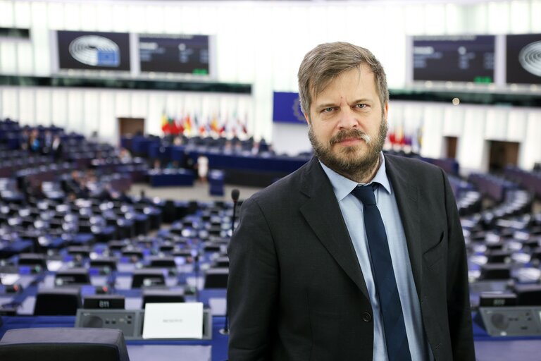 Foto 9: Pierfrancesco MAJORINO in the EP in Strasbourg