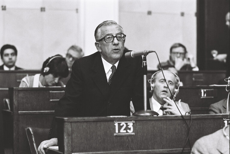 Photo 7: Plenary session Strasbourg october 1976