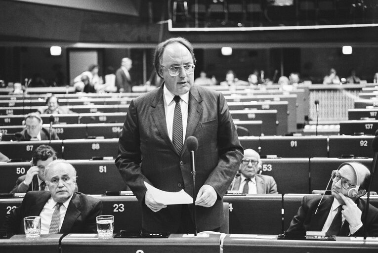 Fotografija 15: Plenary session in Strasbourg - Statement by the Greek Secretary of State for European Affairs