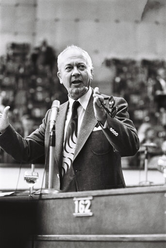 Φωτογραφία 24: Plenary session Strasbourg october 1976