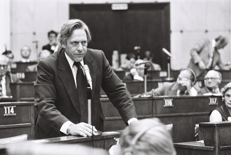 Photo 11: Plenary session Strasbourg october 1976