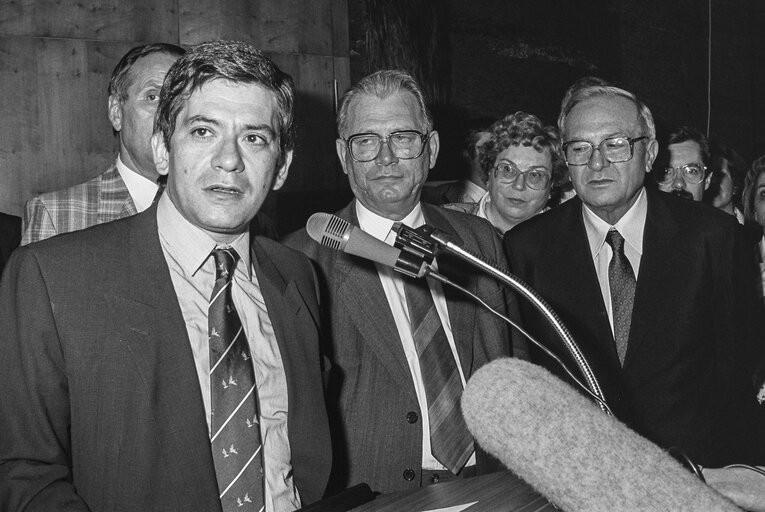 Zdjęcie 2: Enrique BARON CRESPO chairs an event at the European Parliament in Strasbourg