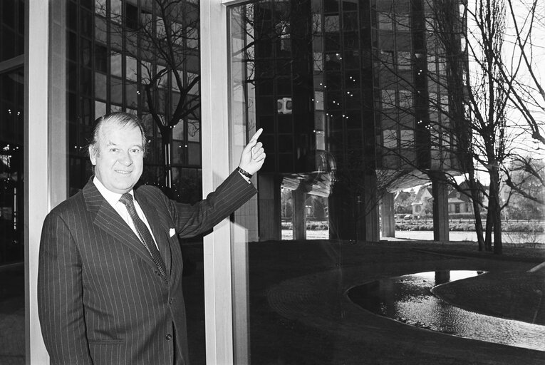 Zdjęcie 32: MEP Basil de FERRANTI in the EP in Strasbourg