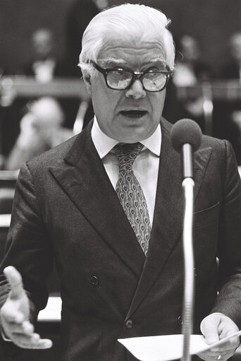 The delegue Pietro LEZZI during a session in Luxembourg in October 1977.