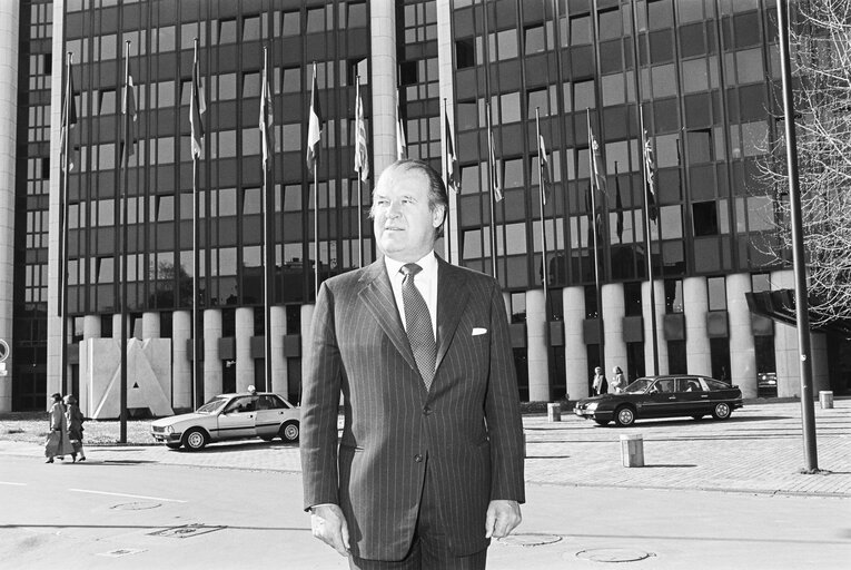 Zdjęcie 28: MEP Basil de FERRANTI in the EP in Strasbourg