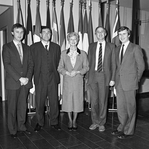 Fotografija 1: MEP Beate Ann BROOKES meets with visitors at the European parliament in Brussels