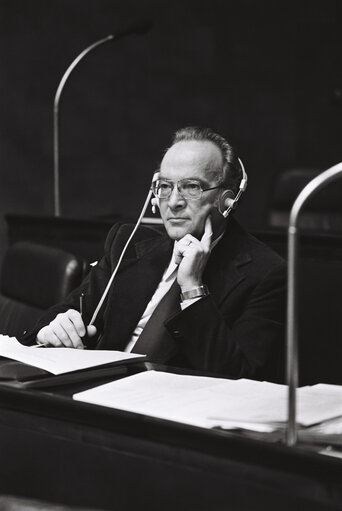 Φωτογραφία 8: Plenary session Luxembourg october 1976