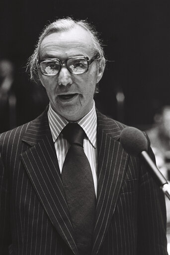 Fotogrāfija 23: The delegue Ronald William BROWN  during a session in Luxembourg in October 1977.