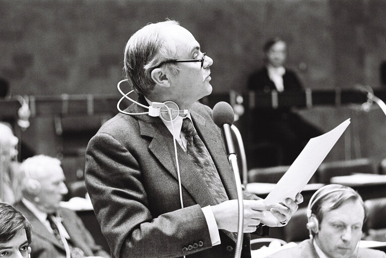 The description Michael Norman SHAW during a session in Luxembourg in October 1977.