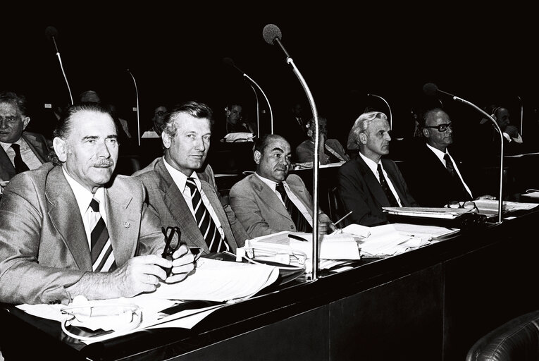 Valokuva 12: Plenary session Luxembourg july 1976