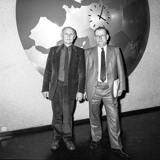 Zdjęcie 38: Portrait of Mep's Michael McGOWAN, and Johannes Wilhelm PETERS at the European Parliament in Strasbourg