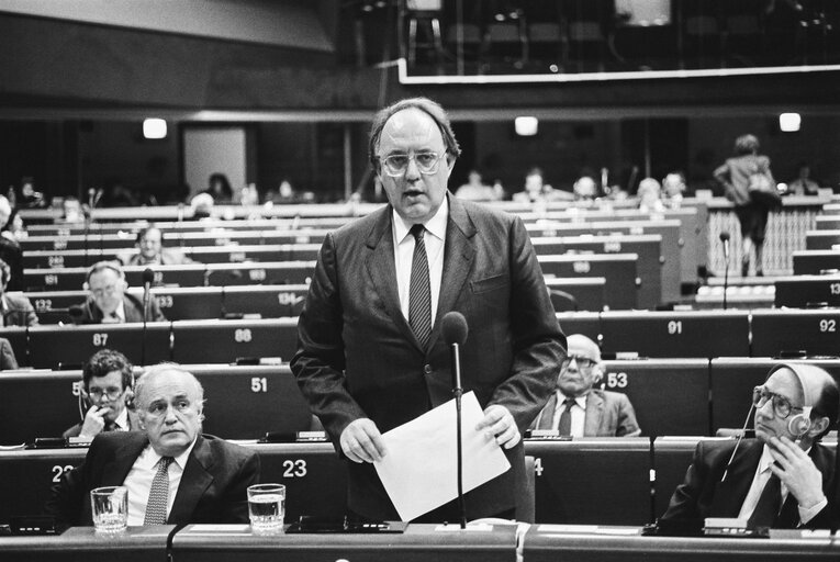 Fotografija 9: Plenary session in Strasbourg - Statement by the Greek Secretary of State for European Affairs