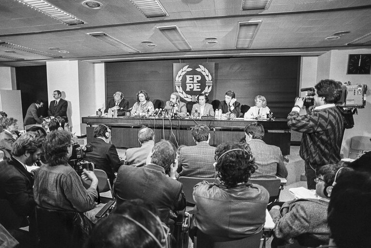 Photo 10 : Press point at the European Parliament in Brussels after the hearing of Judge Falcone