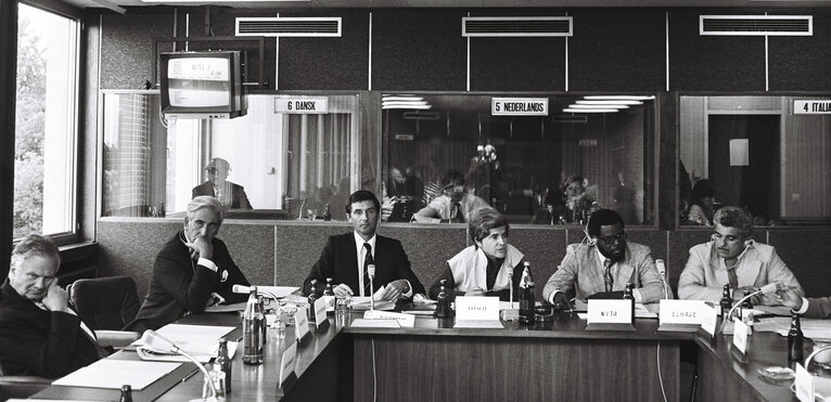 Plenary session Luxembourg september 1976