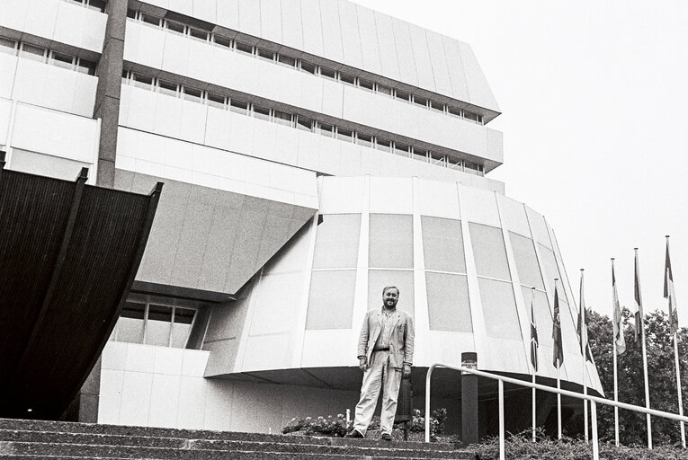 Fotografia 9: Portrait of MEP John IVERSEN at the European Parliament