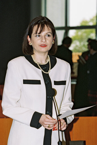 Φωτογραφία 2: MEP Susanne RIESS-PASSER during the plenary session at the European Parliament in Brussels.