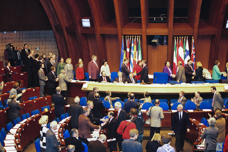 Fotografia 40: Arrival of the observers and MEPs for Sweden, Austria and FInland following the 1995 enlargement