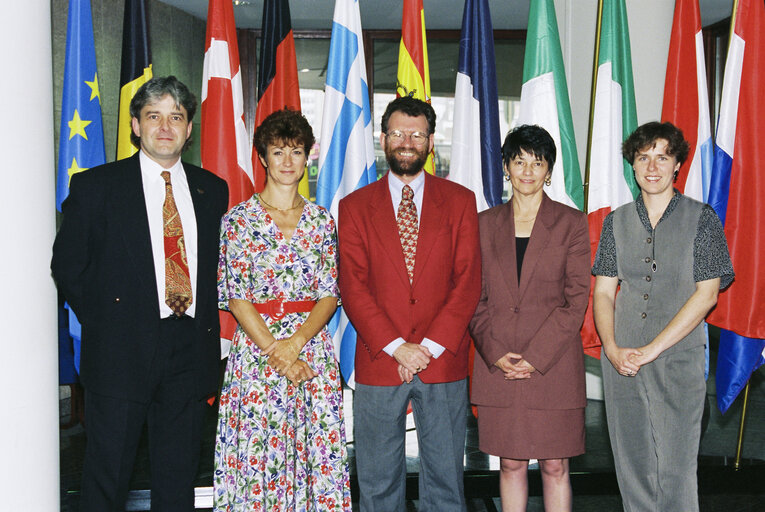 Fotografija 1: MEP Tony A. CUNNINGHAM with guests in Brussels