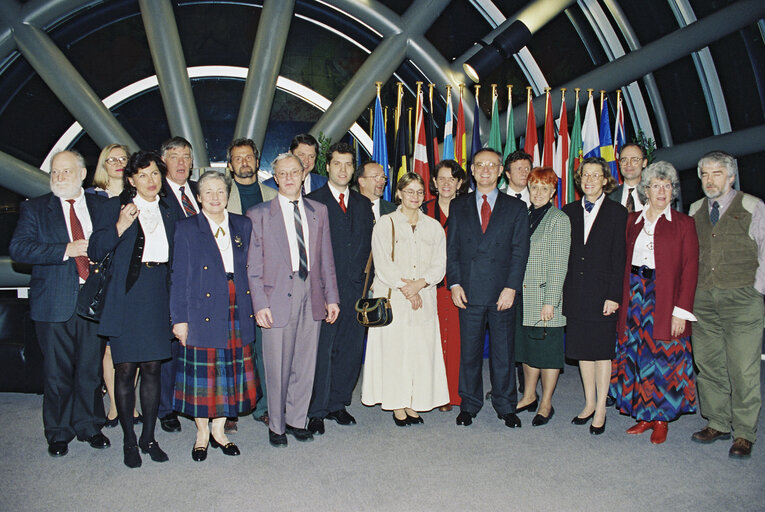 Fotografi 8: EP President welcomes the appointed delegates to the European Parliament for Austria, Finland and Sweden