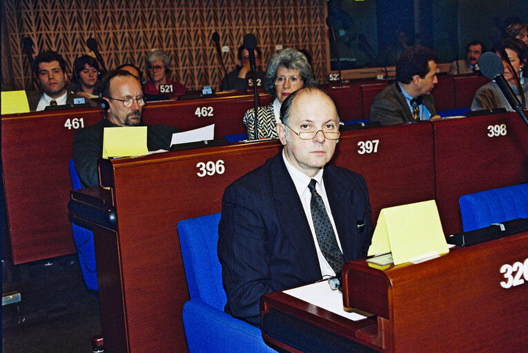 Arrival of the observers and MEPs for Sweden, Austria and FInland following the 1995 enlargement