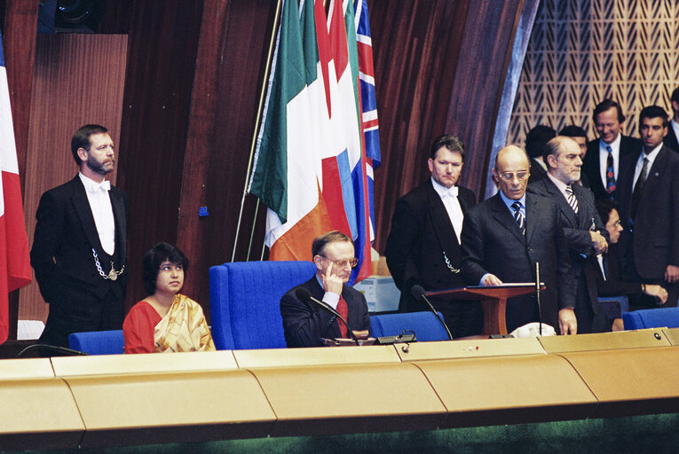 Photo 15 : Plenary Session at the European Parliament in Strasbourg. Sakharov Prize 1994