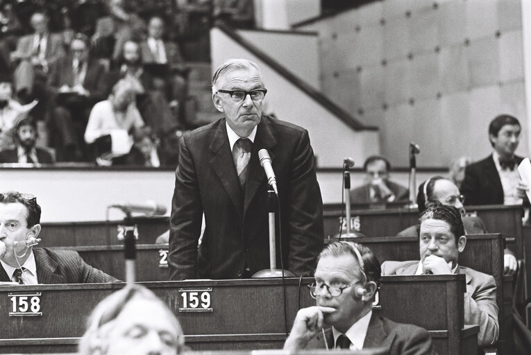 Photo 43: Plenary session Strasbourg october 1976