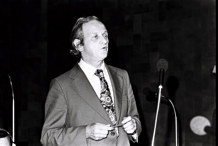 Fotagrafa 3: Plenary session Luxembourg july 1976