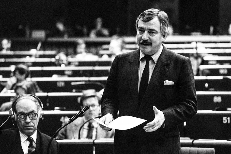 Fotografia 5: Portrait of MEP Geoffrey HOON