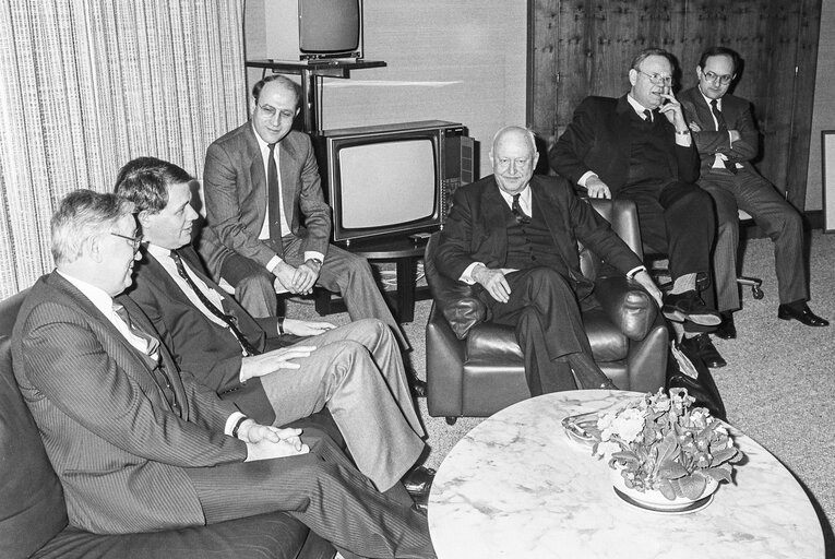 Foto 12: Pierre PFLIMLIN - EP President meets with Mep's at the European Parliament in Strasbourg